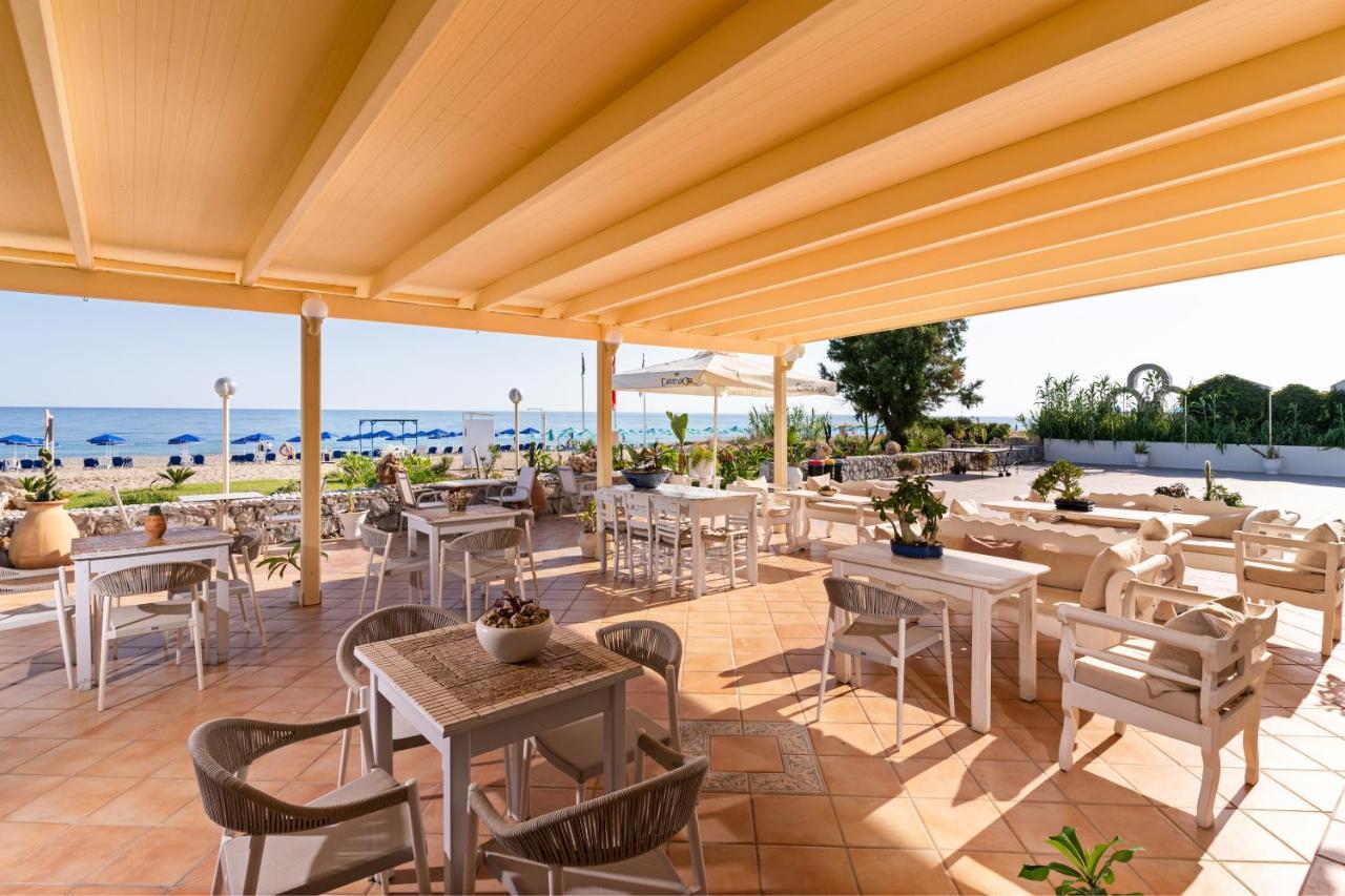 Hotel Kathrin Beach Аделианос Кампос Экстерьер фото